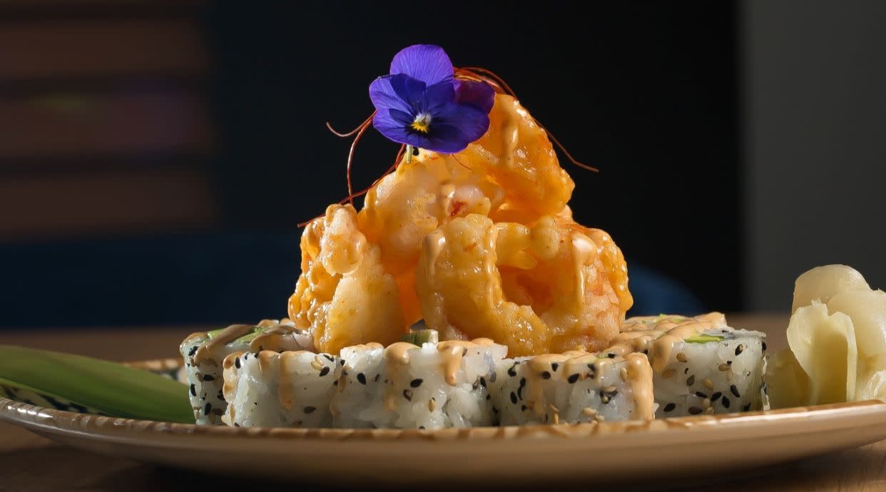 Kona Sushi, Noodles & Tapas