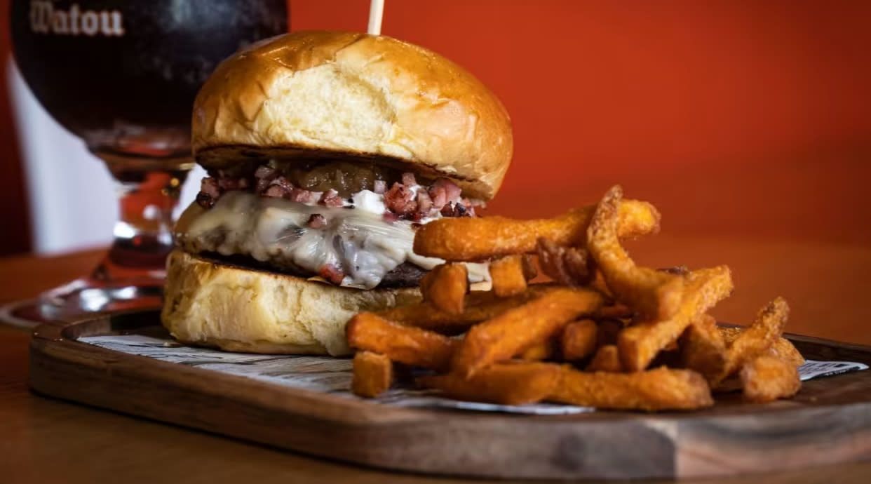 Kaleta Street Burger