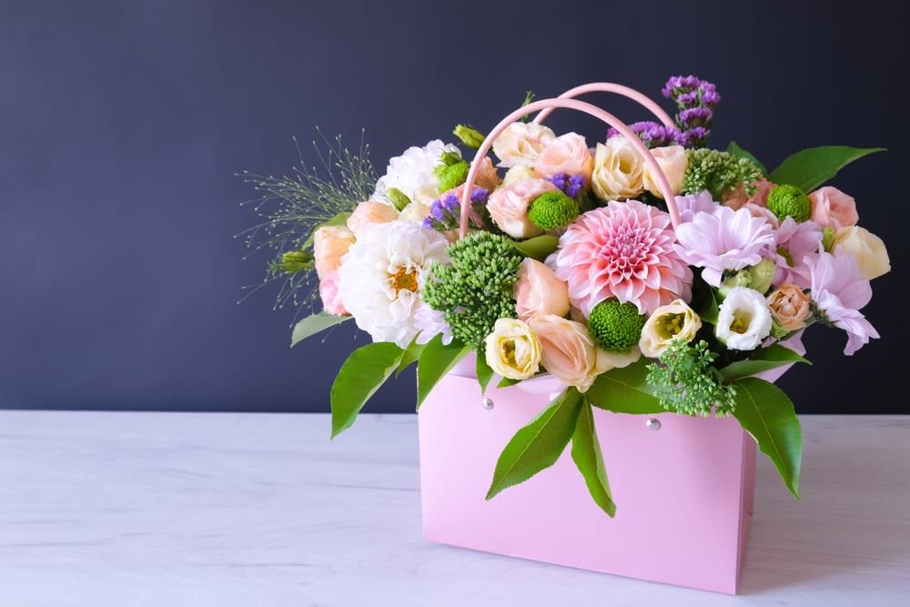Flori Cadouri Flowers Gifts