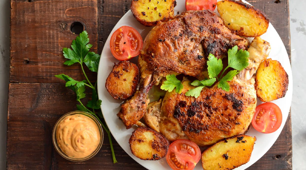 Asador De Pollos Salsadero