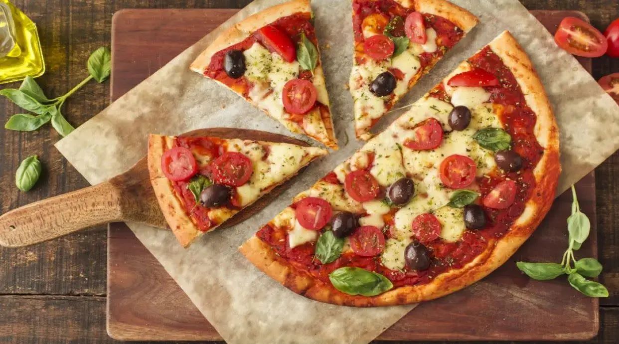 Francesco`s Pizza