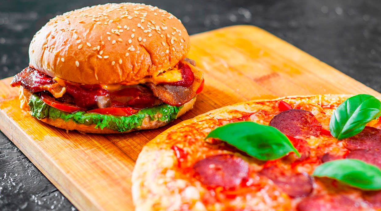 Pizzería Hamburguesería La Fábrica
