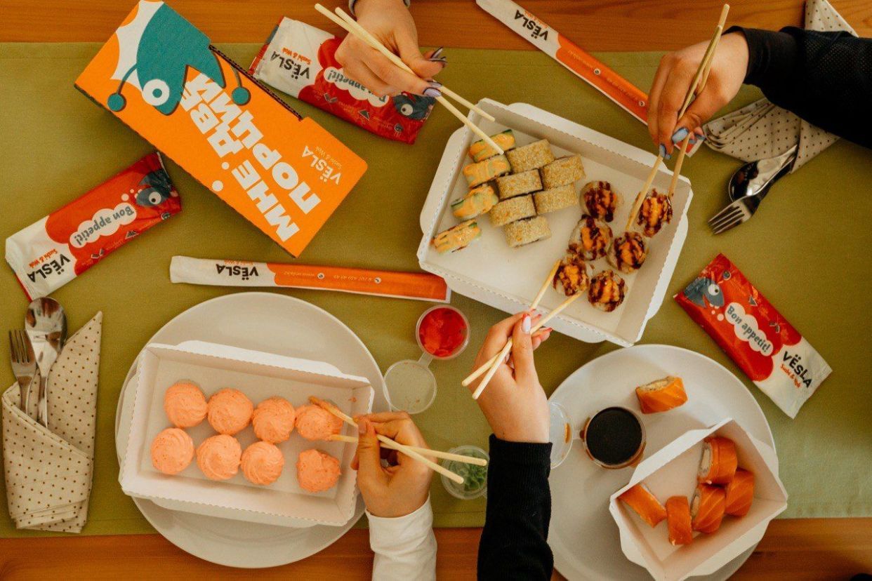 VËSLA Sushi & Wok