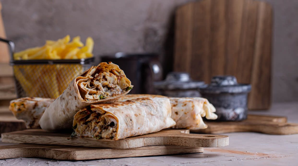Super Kebab Pizzería Y Asador De Pollo
