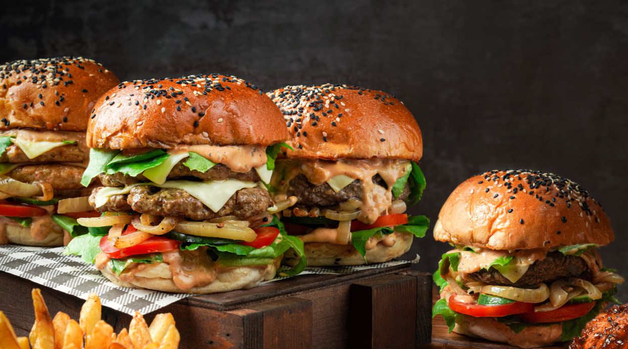 Crea Tu Burger Americana