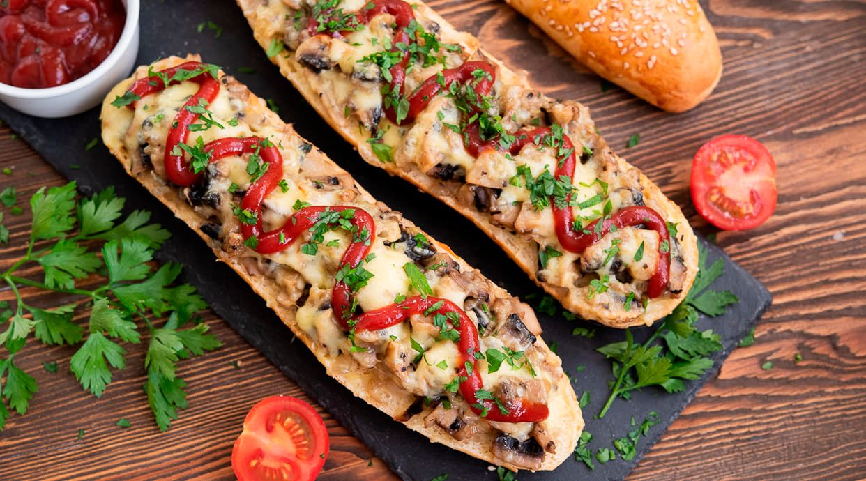 Bread Street Zapiekanki Premium