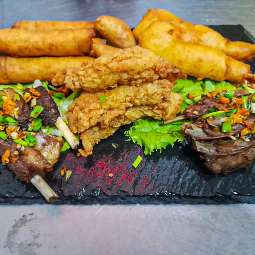 Chinese Cuisine Kitchen