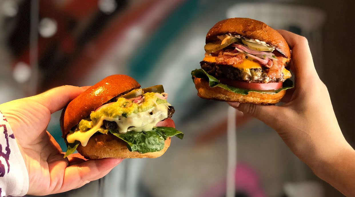 Dogs&Burgers na Shevchenka / Dogs&Burgers на Шевченка