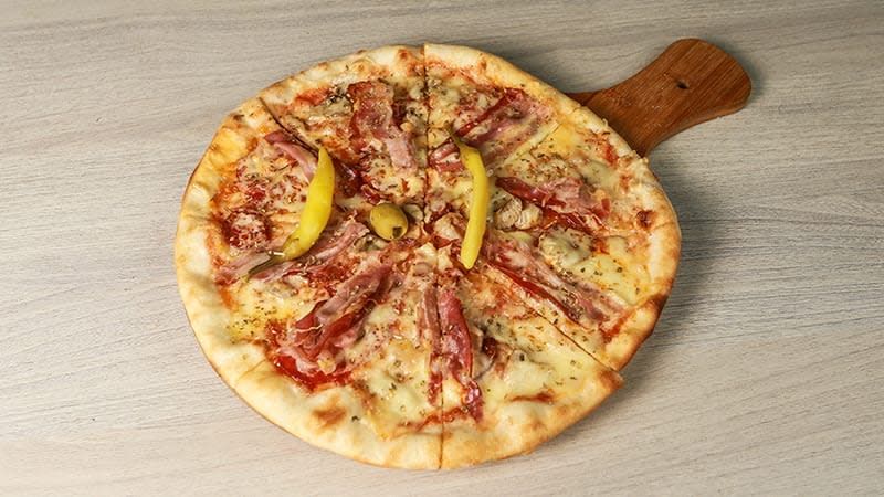 Dvorište: knedle - pizza - palačinke