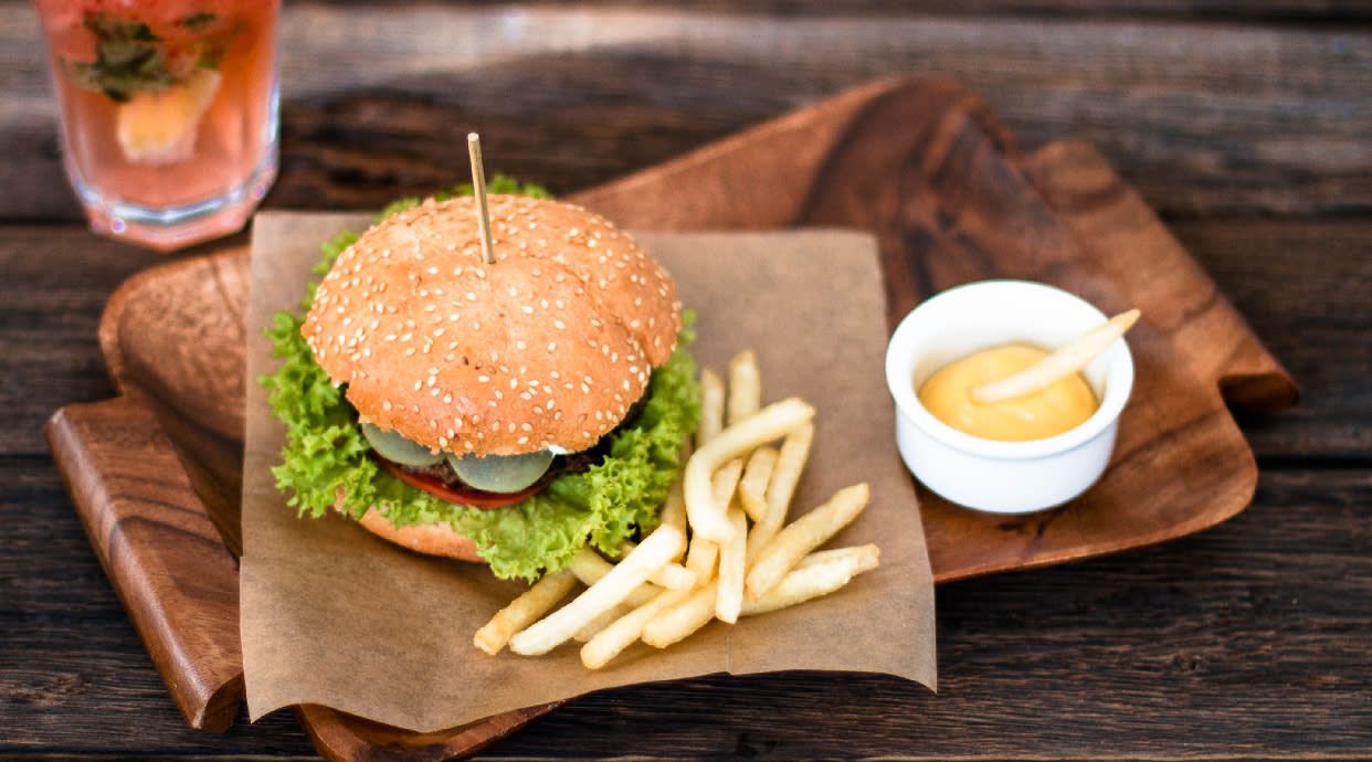 Burgers by Pizza a Punt