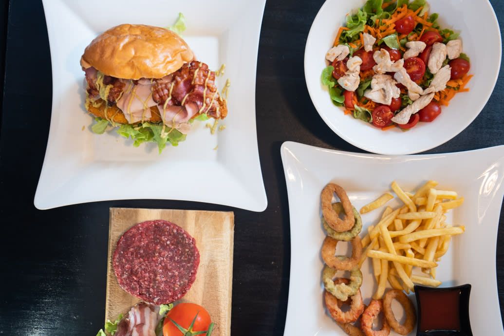 Dark Burger