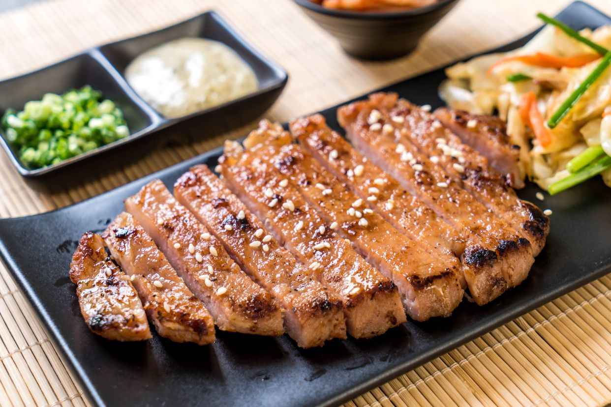 Hellfire Steakhouse & Mixology