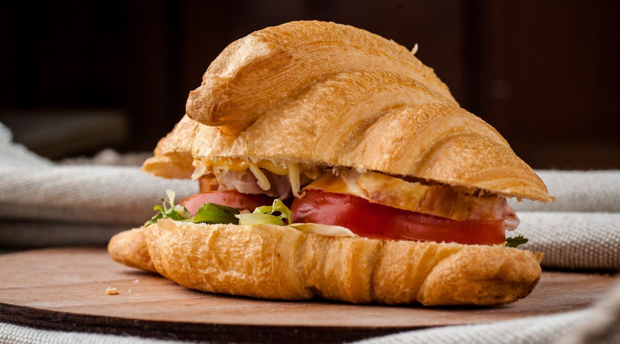 LE CROISSANT