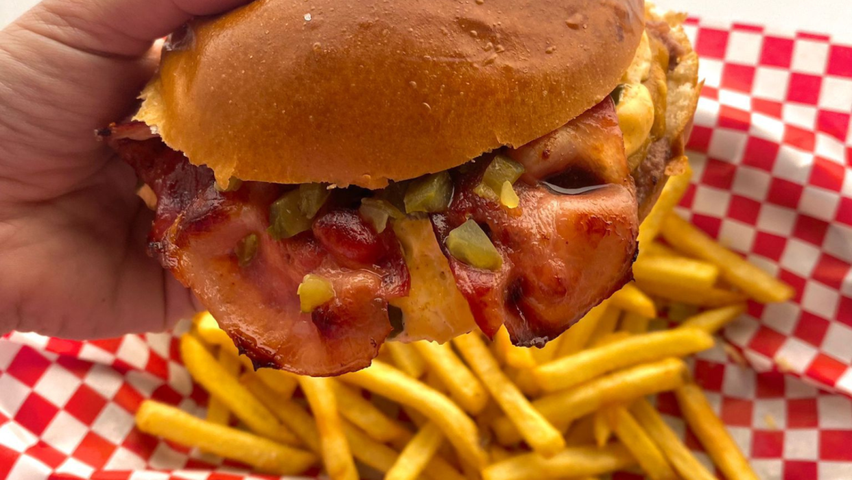 BURGER LAB