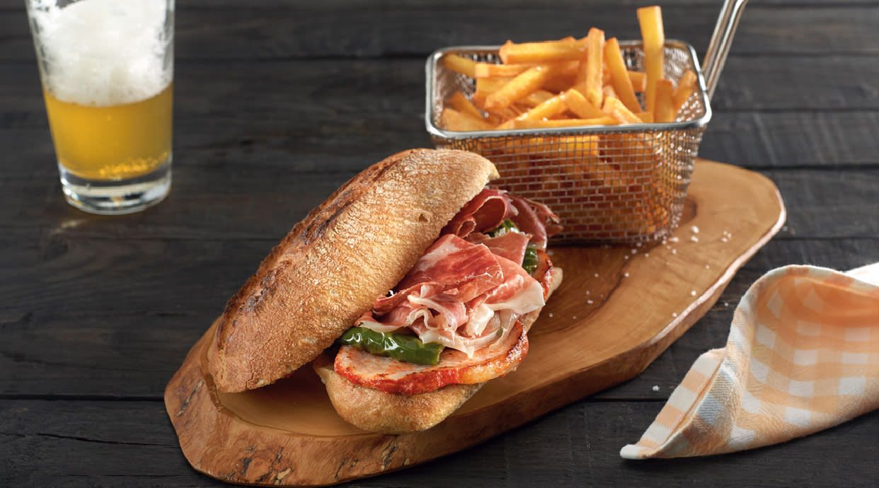 Bocatas Y Tostas Gernikako Arbola