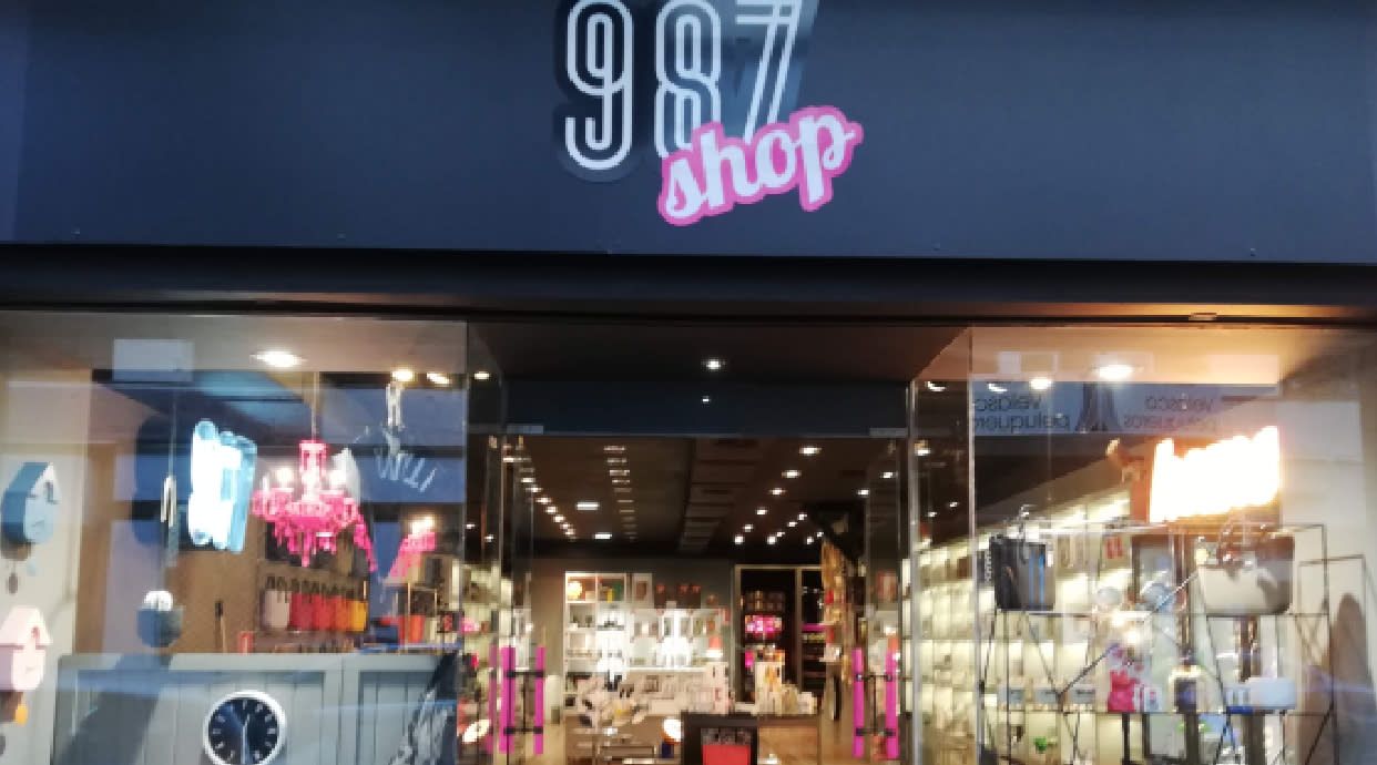 Shop 987