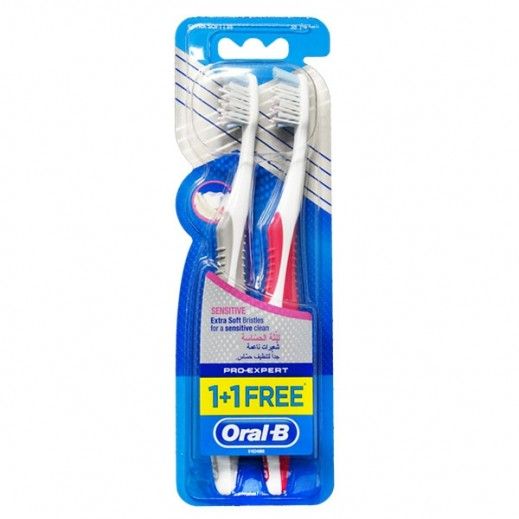 Buy Oral B Cross Action Toothbrush, 2 Pieces Online in Bahrain ...