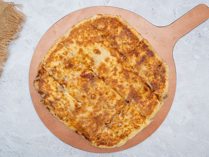 Alexandrian Sausage Oriental Pizza