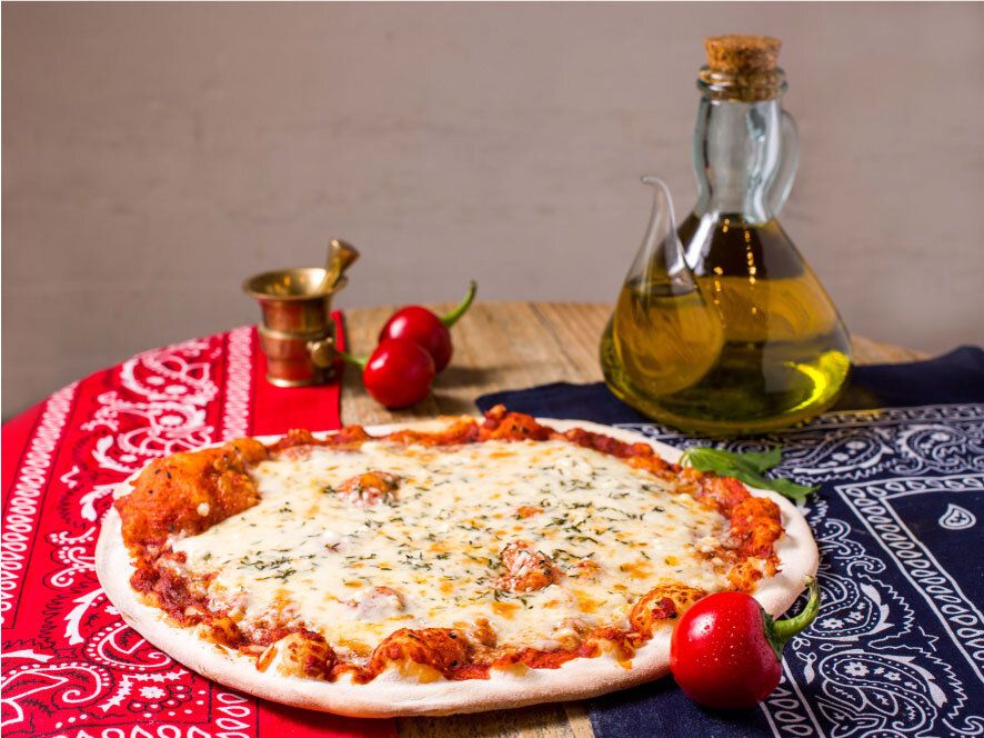 Muhammara and mozzarella Manoucheh