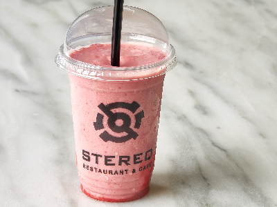 Strawberry Yogurt Shake