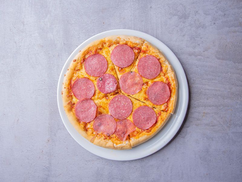 Salami Pizza - Large 30 Cm