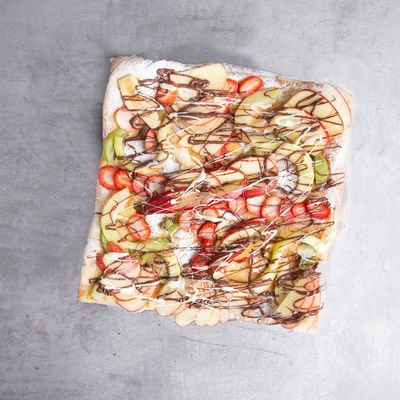 Nutella Chocolate With Fruits Pie