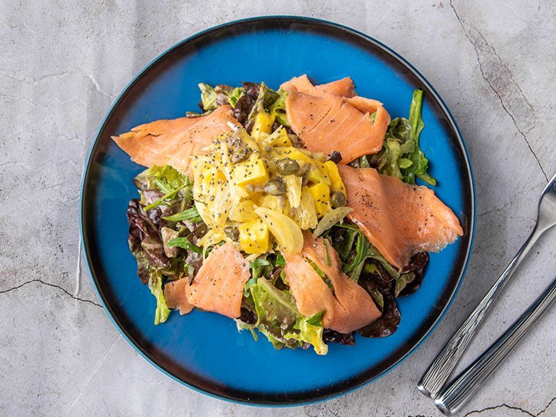 Salmon With Mango Salad