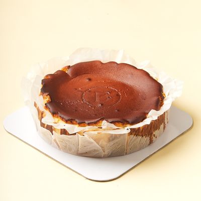 Large San Sebastián Cheesecake