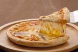 Oriental Cheddar Cheese Pizza