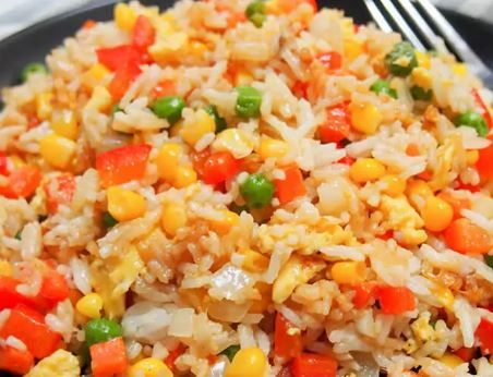 Fried Rice With Egg and Vegetables