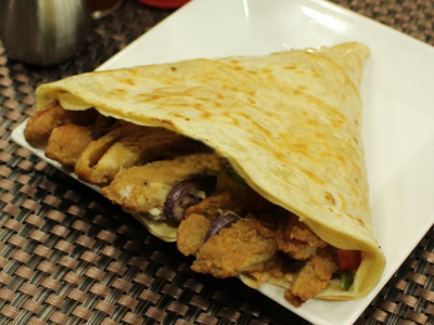 Chicken Strips On Shish Tawook Crepe
