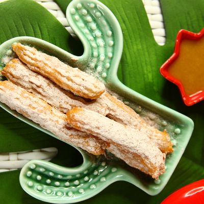 Churros With Cinnamon And Sugar