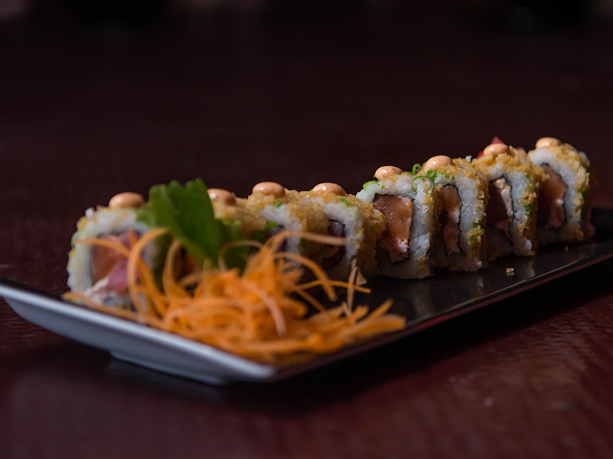Crunchy Seafood Roll