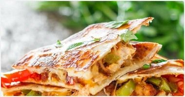 Chicken Fajita Pie Sandwich