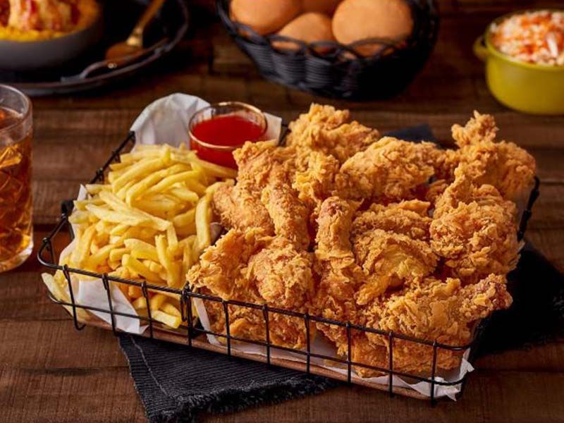 Medium Family Box - 12 Pieces