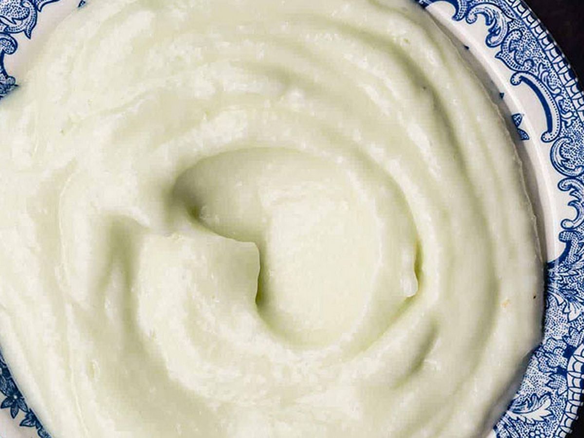 Garlic sauce -Hummus- Cheese