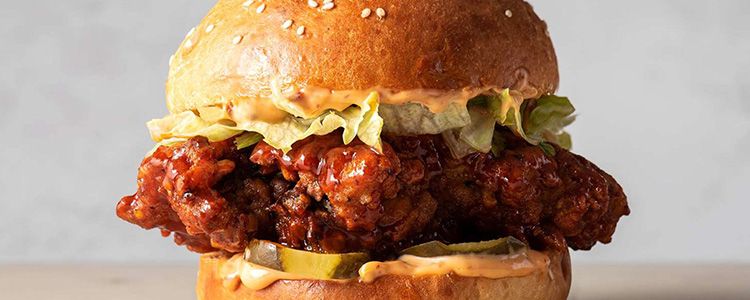 Single 13 Pro Max Chicken Burger 128 Gram