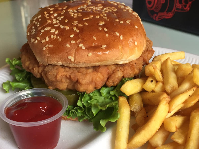 Chicken With Mozzarella Fingers Burger