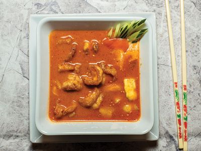 ST01 Shrimp In Red Or Green Curry