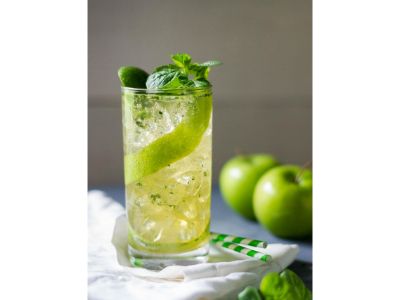 Apple With Mint Cocktail