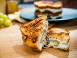 Mozzarella Fries Sandwich