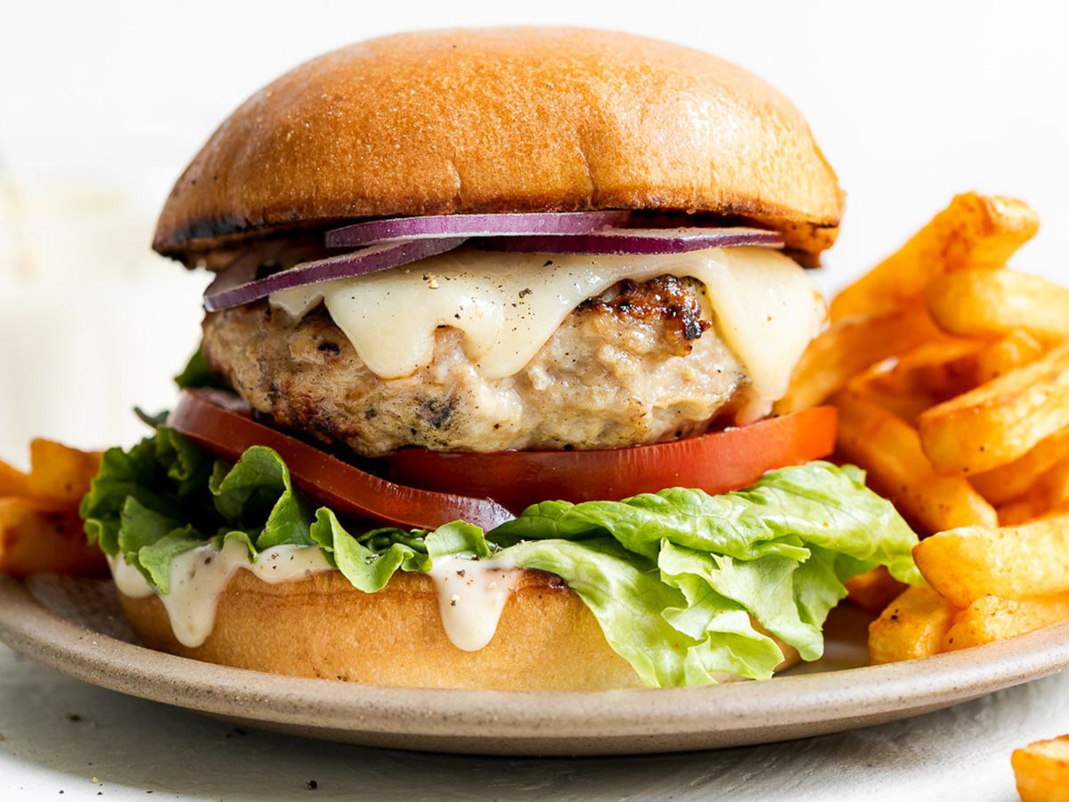 Single 14 Pro Max Chicken Burger 128 Gram