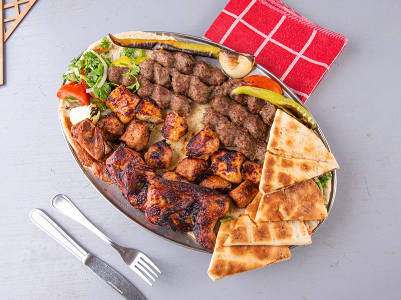 Al Dayaa Super Mix Grills Platter