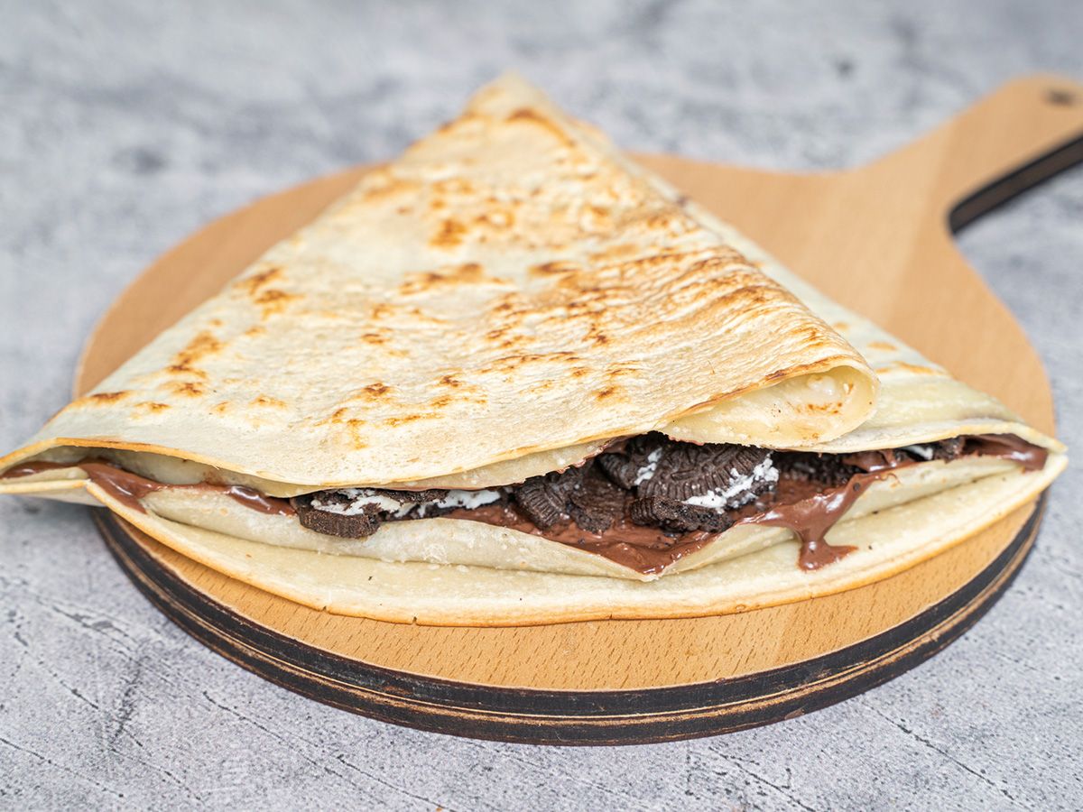 Nutella Chocolate With Marshmallow Crepe
