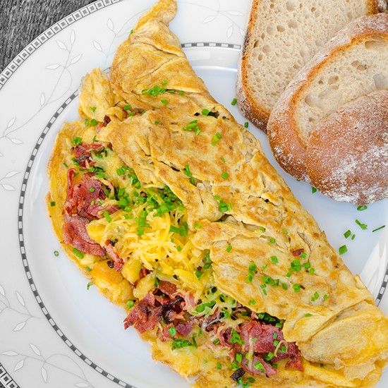 Omelette with smoked beef