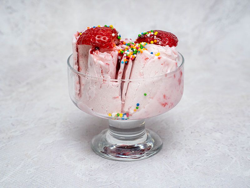 Strawberry Ice Cream Roll