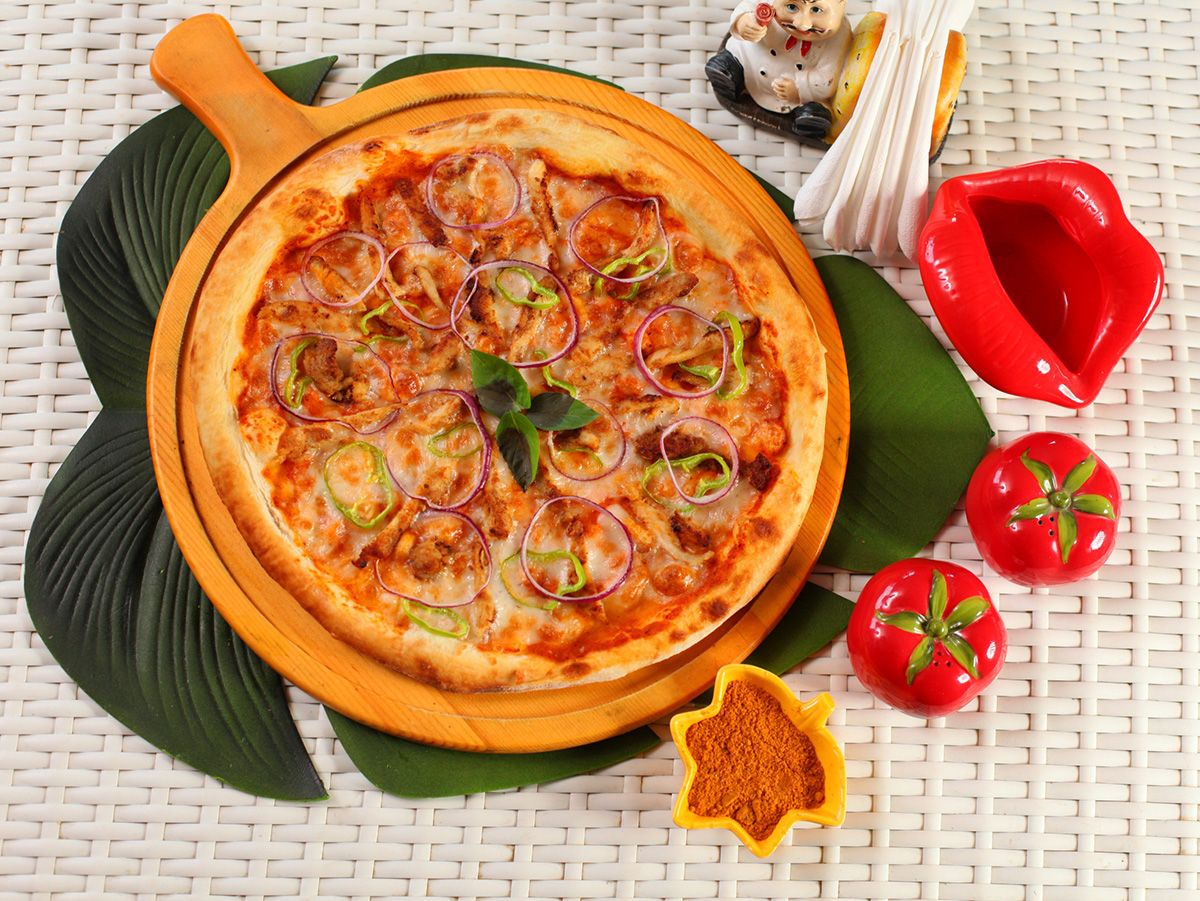 Nigerian Soy Chicken Pizza