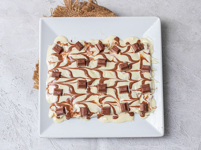 Kinder Chocolate Pie