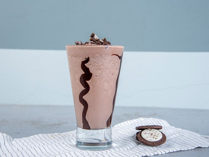 Oreo Milkshake with Cream