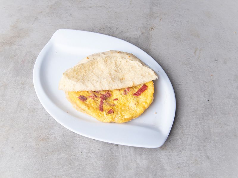 Omelette With Pastrami Sandwich